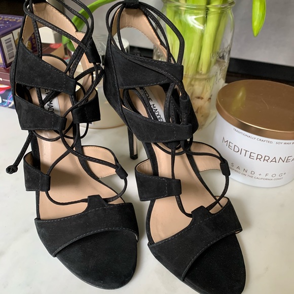 7.5 Steve Madden black suede heels - Picture 2 of 4